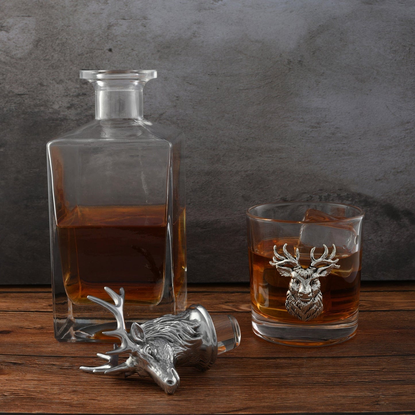 Elk / Deer Bust Decanter Set with Glasses