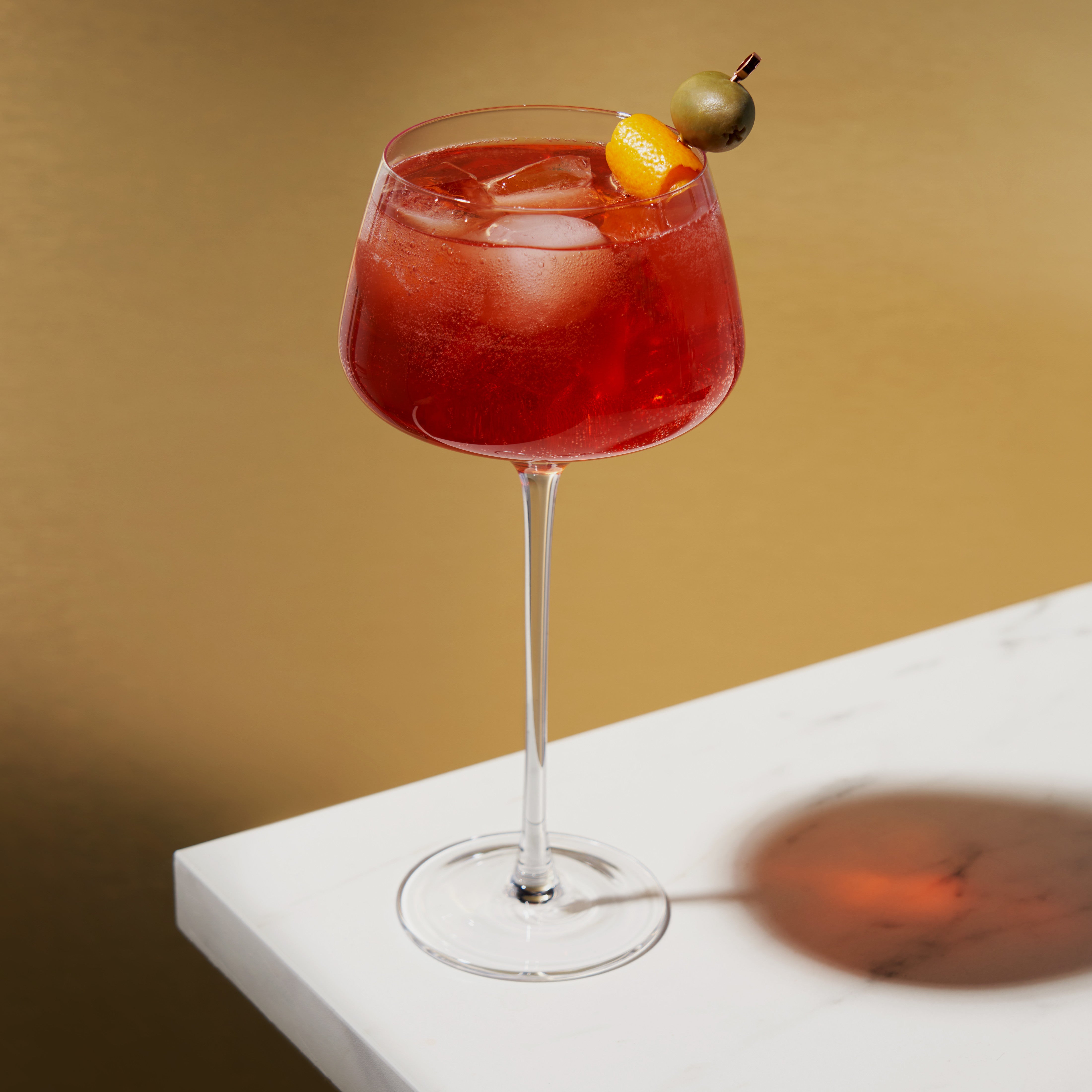 Viski Raye Angled Crystal Amaro Spritz Glasses - Thumbnail 3